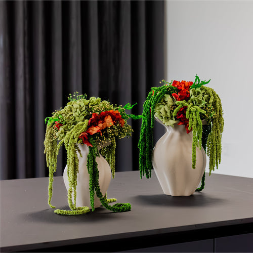 2 stk blomster i vase med hængende amaranthus