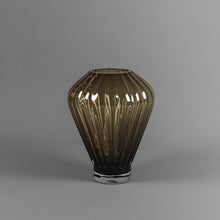 Ladda in produkten i gallerivisaren, Evelin Vase Medium - Topaz
